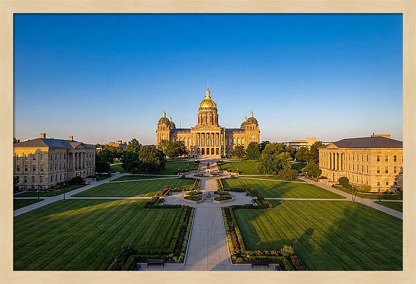 Iowa State Capitol Serenity