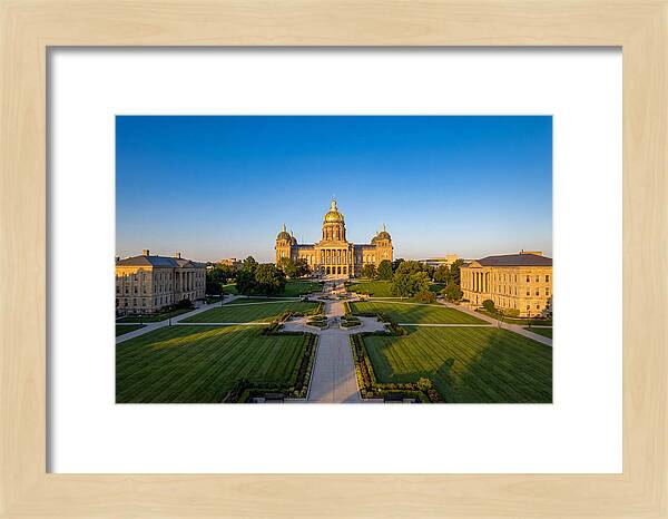 Iowa State Capitol Serenity