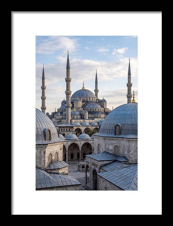 Istanbuls Majestic Blue Mosque