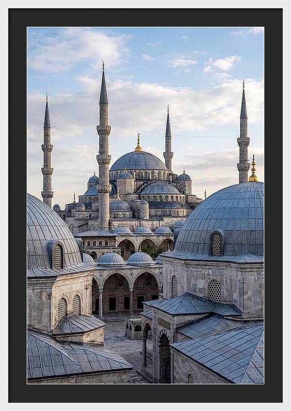 Istanbuls Majestic Blue Mosque