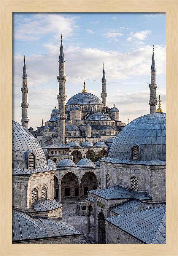 Istanbuls Majestic Blue Mosque