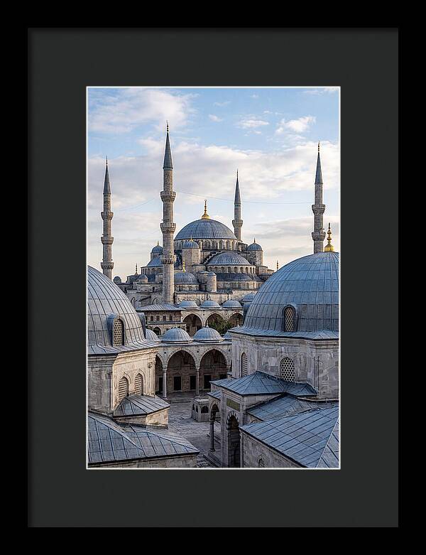 Istanbuls Majestic Blue Mosque