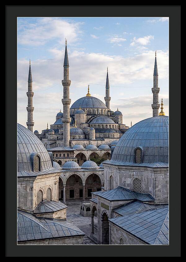 Istanbuls Majestic Blue Mosque