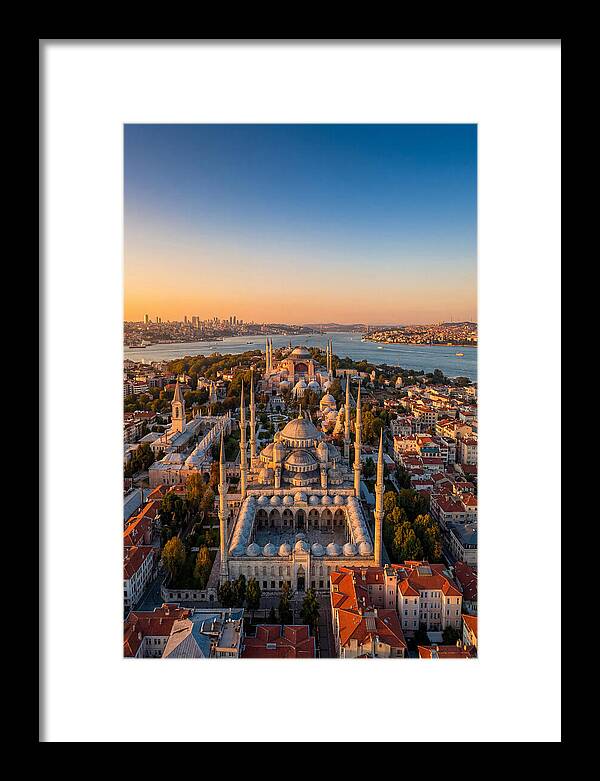 Istanbuls Majestic Skyline