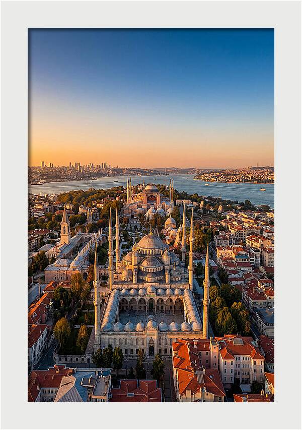 Istanbuls Majestic Skyline
