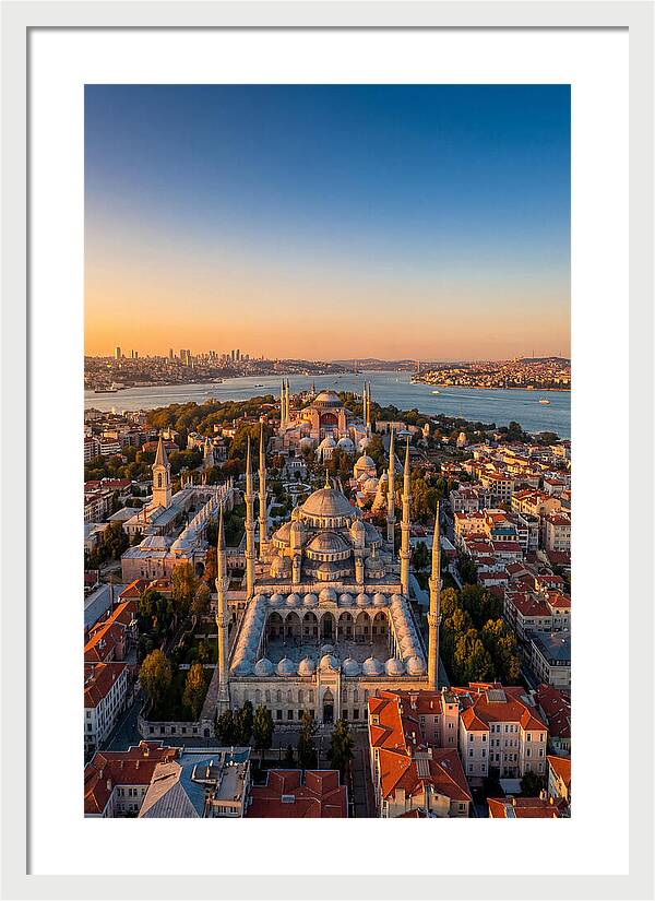Istanbuls Majestic Skyline
