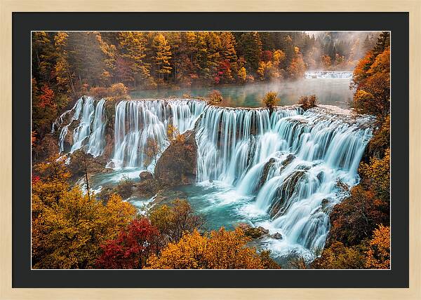 Jiuzhaigou Nuorilang Falls In Autumn