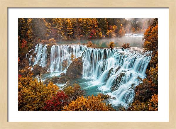 Jiuzhaigou Nuorilang Falls In Autumn