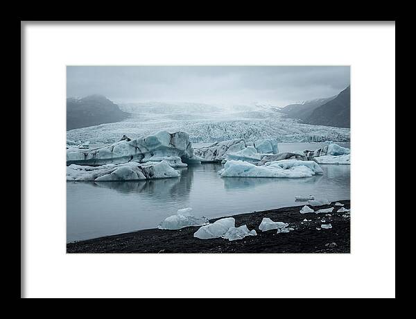 Jkulsrln Glacier Lagoon Serenity