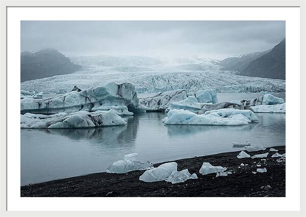 Jkulsrln Glacier Lagoon Serenity