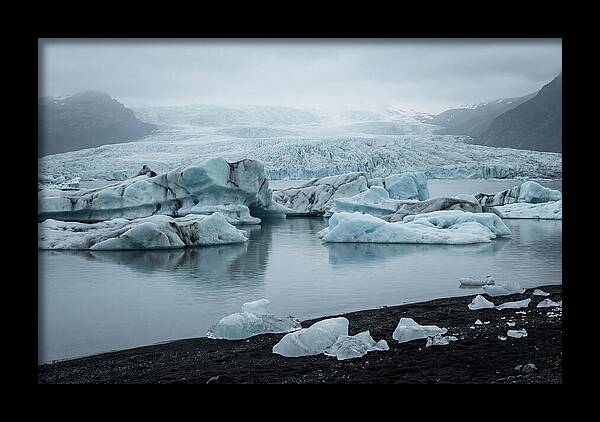 Jkulsrln Glacier Lagoon Serenity