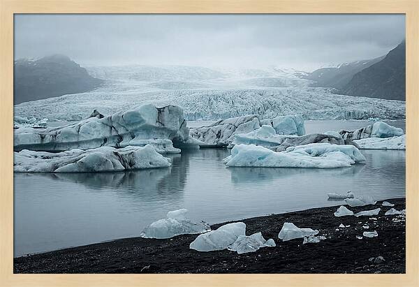 Jkulsrln Glacier Lagoon Serenity