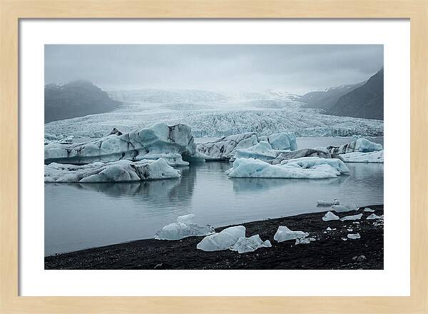 Jkulsrln Glacier Lagoon Serenity
