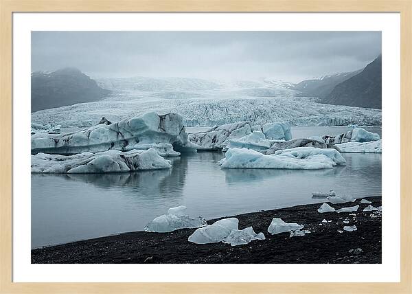 Jkulsrln Glacier Lagoon Serenity