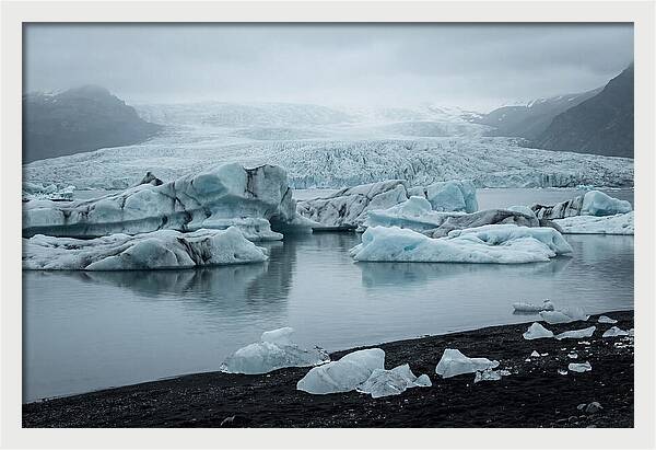 Jkulsrln Glacier Lagoon Serenity