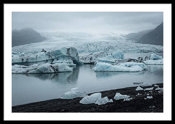 Jkulsrln Glacier Lagoon Serenity