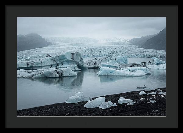 Jkulsrln Glacier Lagoon Serenity