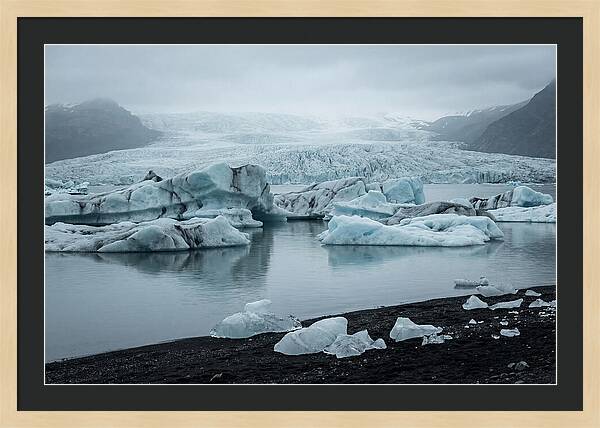 Jkulsrln Glacier Lagoon Serenity