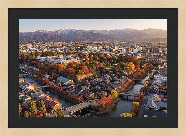 Kanazawa In Autumns Embrace