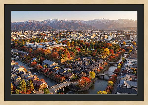 Kanazawa In Autumns Embrace