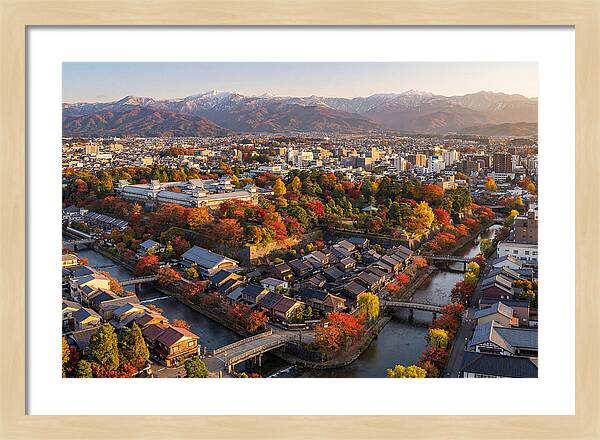 Kanazawa In Autumns Embrace