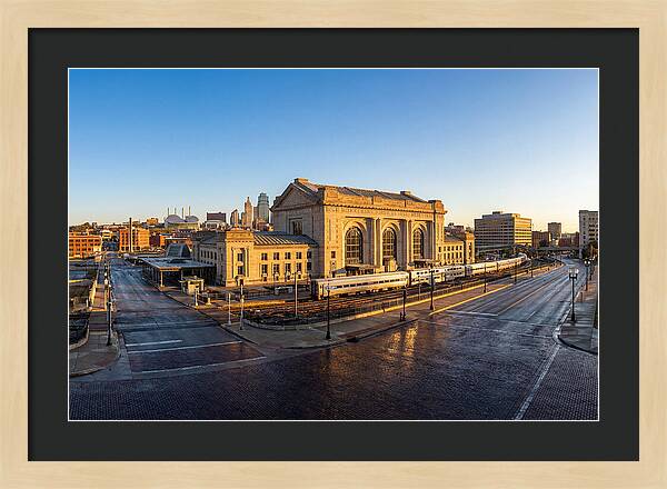 Kansas City Union Station At Dawn
