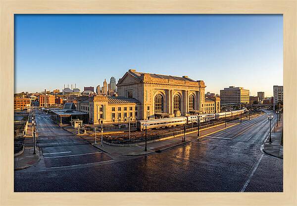 Kansas City Union Station At Dawn