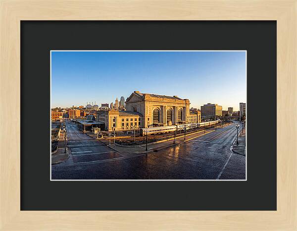 Kansas City Union Station At Dawn