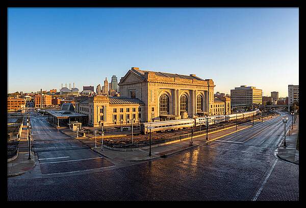 Kansas City Union Station At Dawn