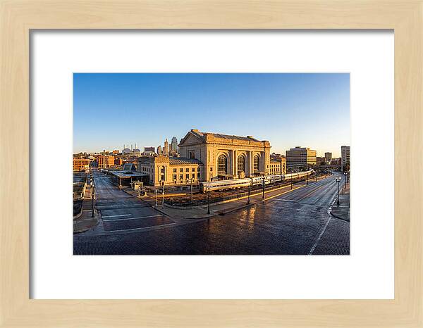 Kansas City Union Station At Dawn