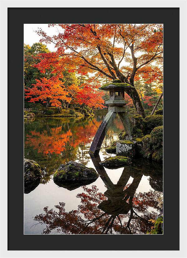 Kenrokuen Garden In Autumn Splendor