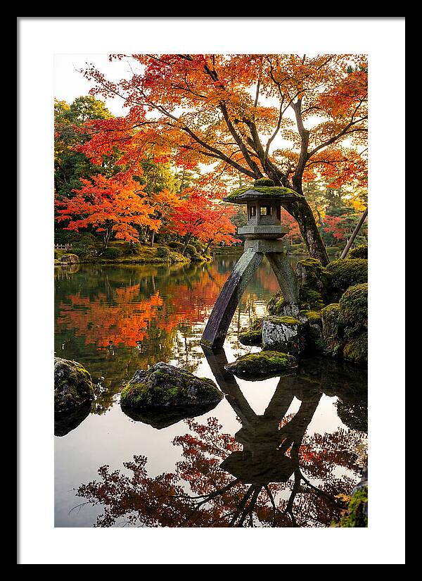 Kenrokuen Garden In Autumn Splendor