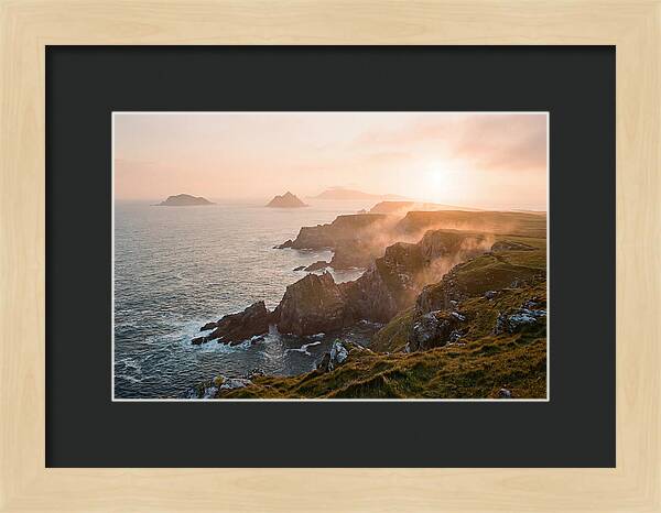Kerry Cliffs Seascape Vista