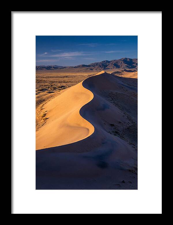 Khongoryn Els Dunes At Sunset