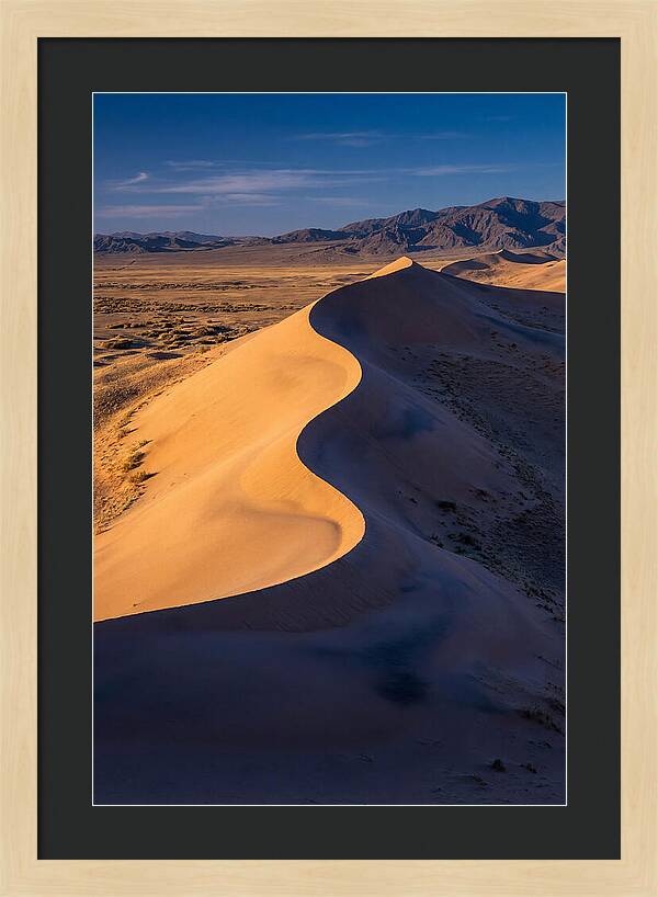 Khongoryn Els Dunes At Sunset
