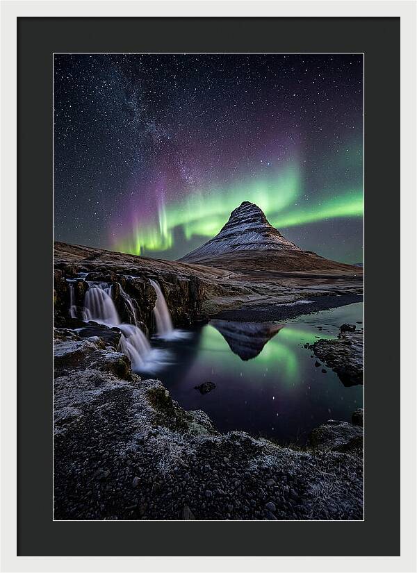 Kirkjufell Under Northern Lights