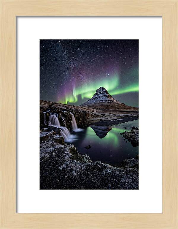 Kirkjufell Under Northern Lights