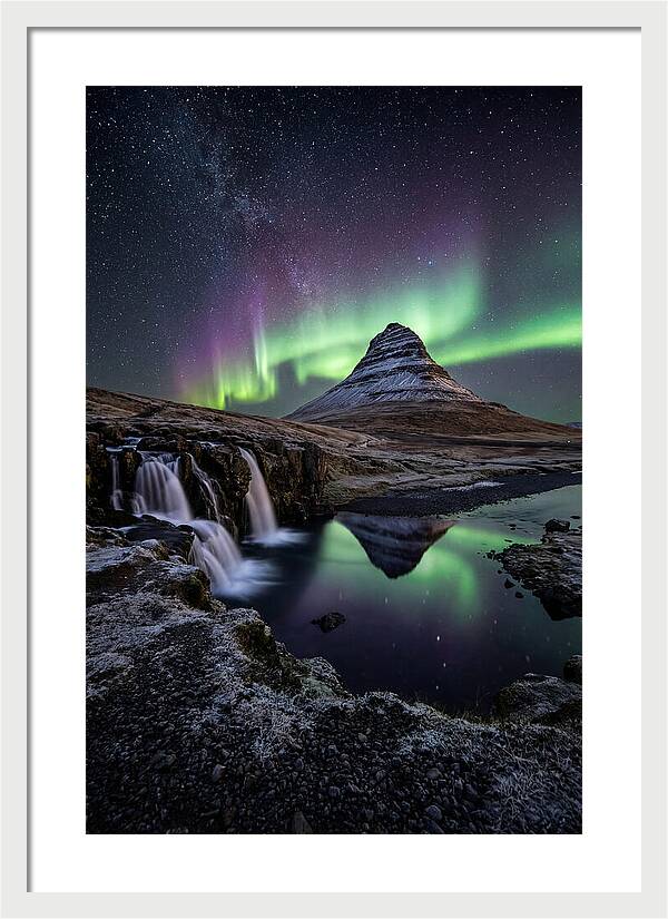 Kirkjufell Under Northern Lights
