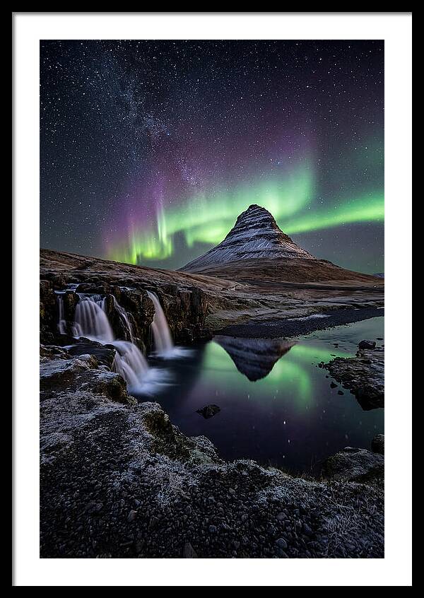Kirkjufell Under Northern Lights