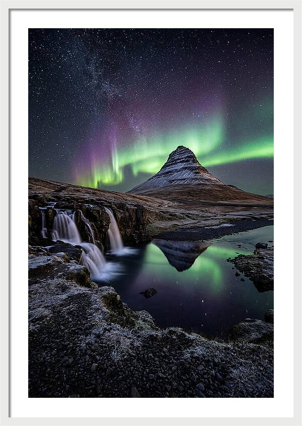Kirkjufell Under Northern Lights