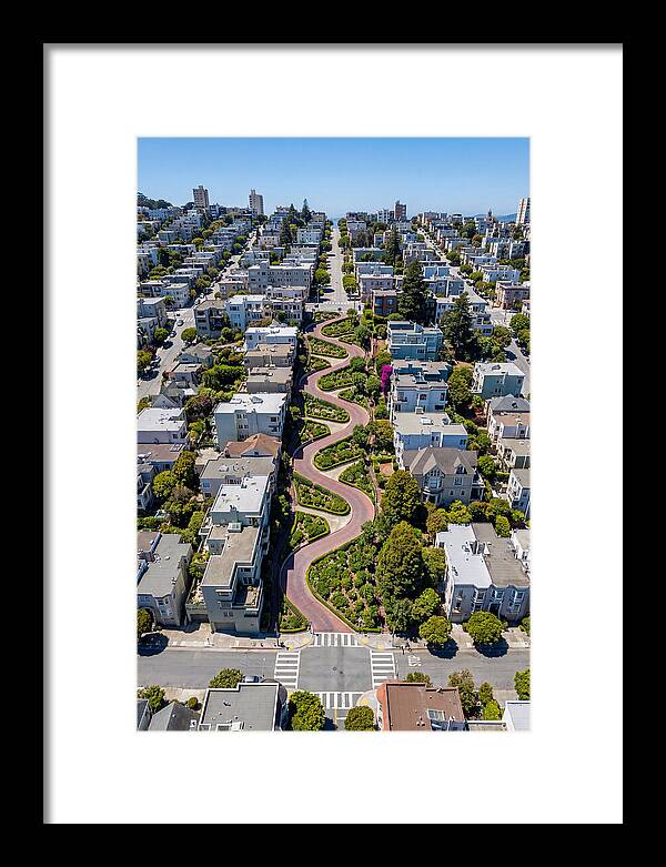 Lombard Streets Iconic Curves
