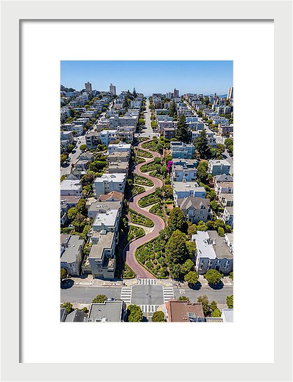 Lombard Streets Iconic Curves