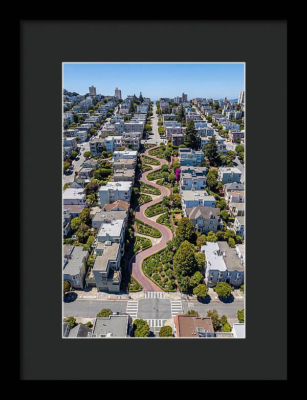 Lombard Streets Iconic Curves