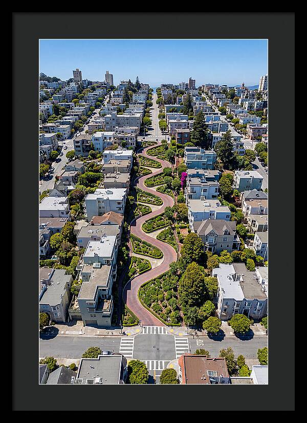 Lombard Streets Iconic Curves