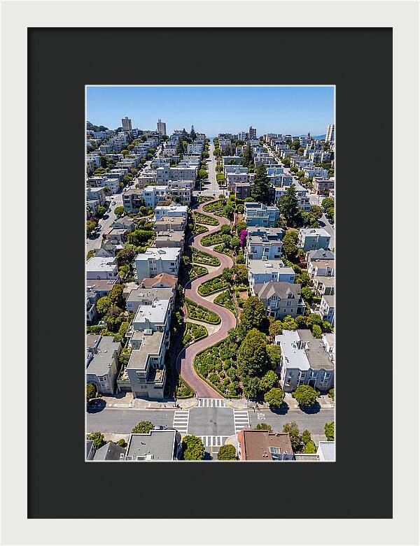 Lombard Streets Iconic Curves