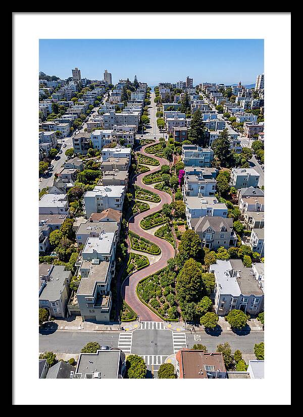 Lombard Streets Iconic Curves