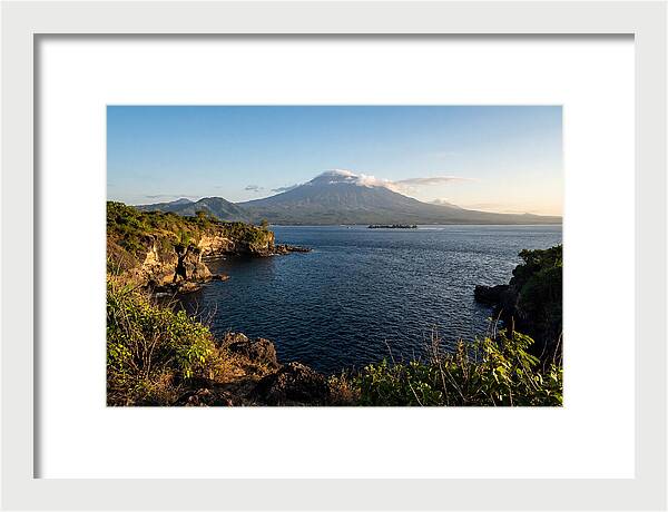 Lombok Across The Strait