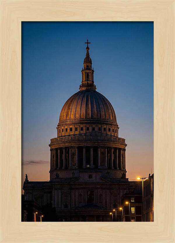 Londons Majestic St Pauls Cathedral