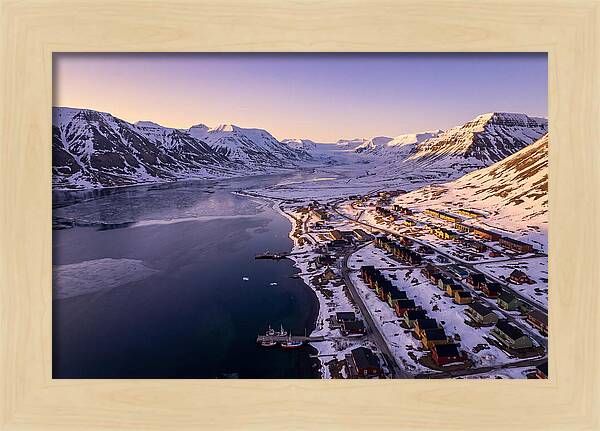 Longyearbyen At Dusk
