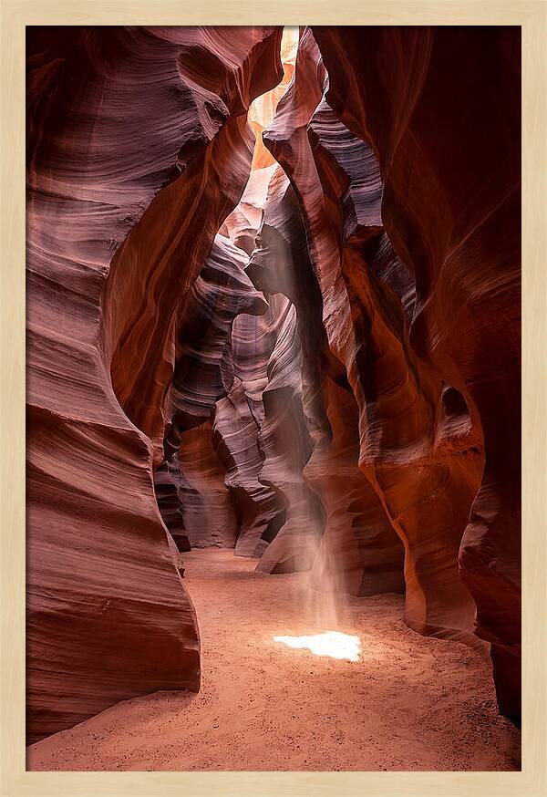 Lower Antelope Canyon Light Play